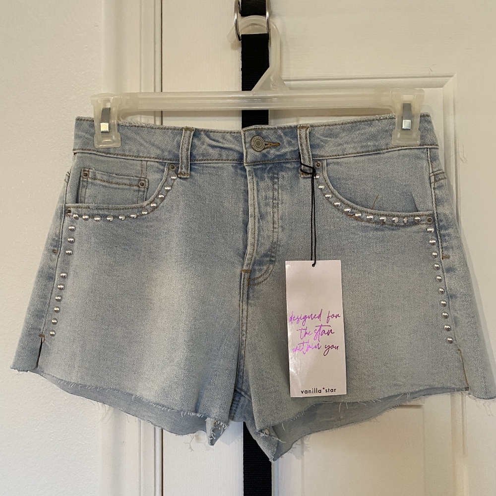 Vanilla Star Light Blue Studded Denim Shorts